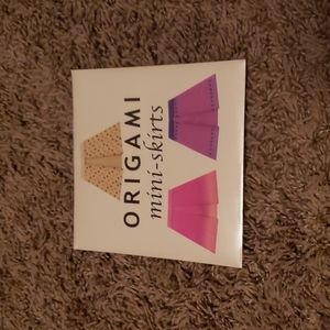 Mini-skirts Origami
